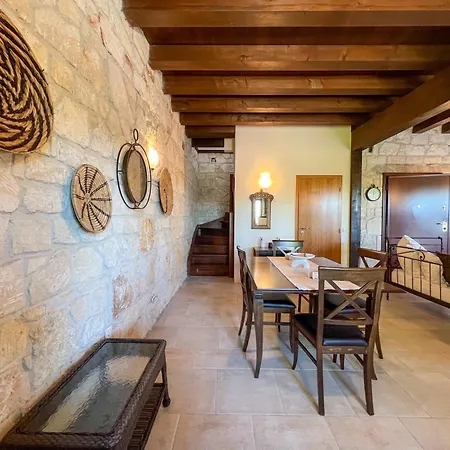 Ваканционна къща With Private Pool And Sea View Посиди